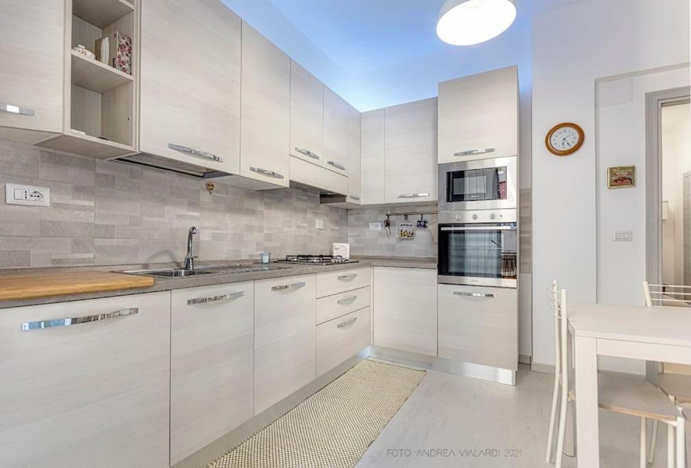 Appartement La Reggia Del Mar - Genova Sturla, Mare E Gaslini Extérieur photo